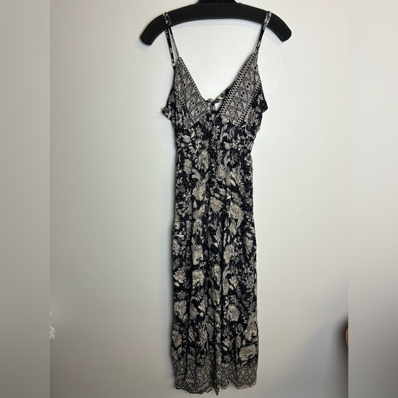 Angie Dresses & Skirts - Angie Midi Dress Size L Novelty Floral Print Lightweight Open Strappy Back